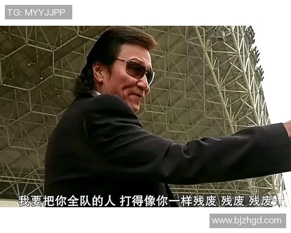 外国人眼中的少林足球墙壁踢技 星爷独特幽默展现功夫魅力